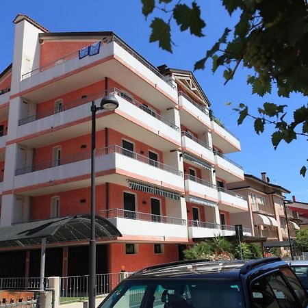 Maestrale Canova Apartments Caorle Extérieur photo