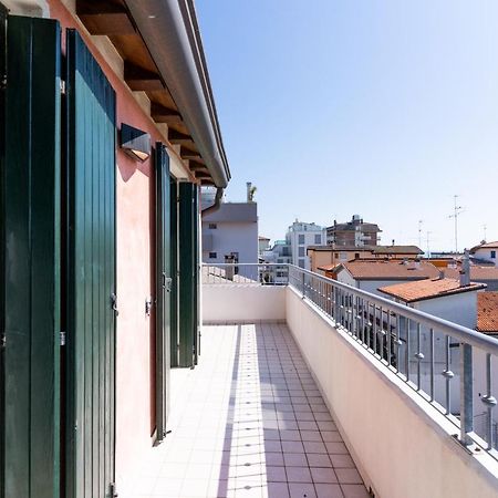 Maestrale Canova Apartments Caorle Extérieur photo