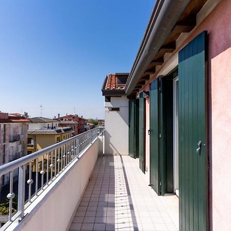 Maestrale Canova Apartments Caorle Extérieur photo