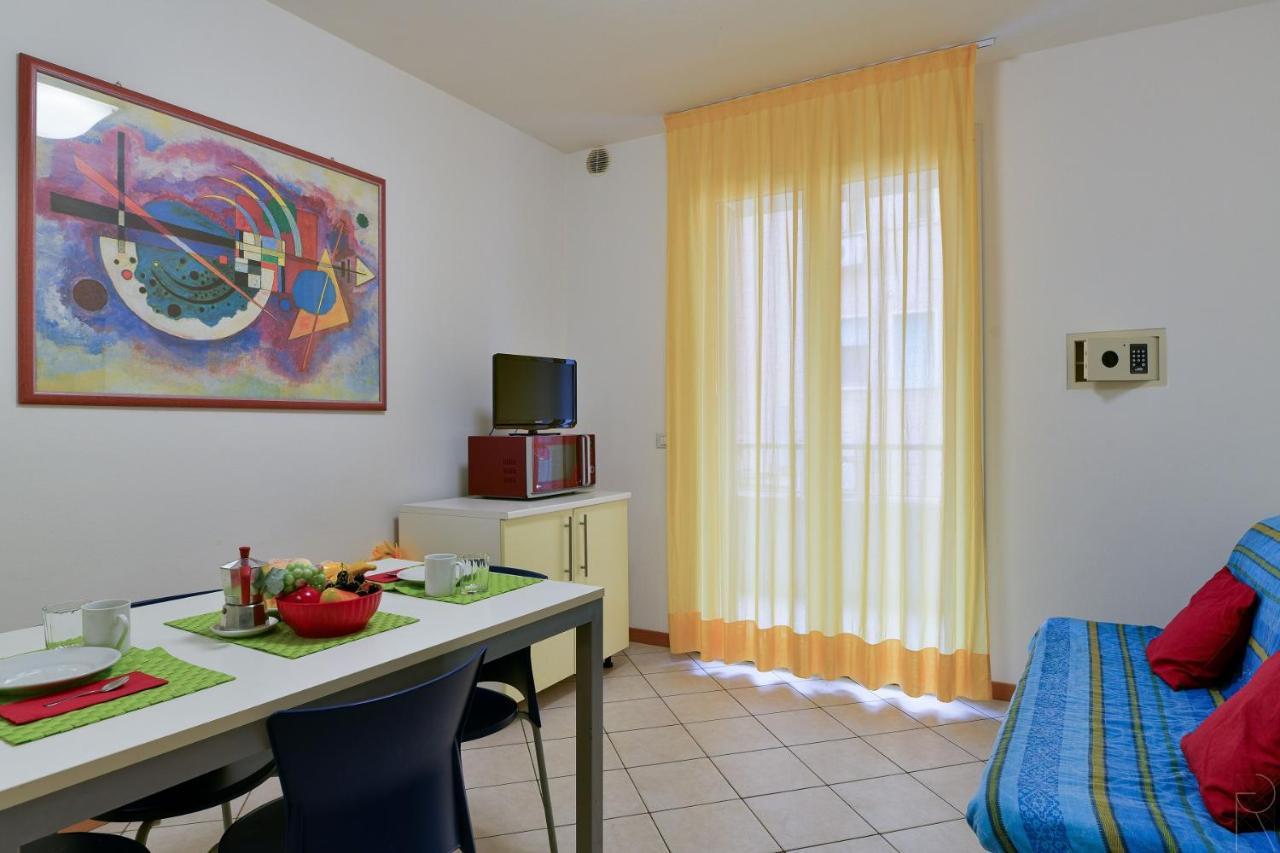 Maestrale Canova Apartments Caorle Extérieur photo