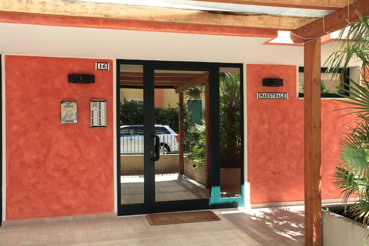 Maestrale Canova Apartments Caorle Extérieur photo
